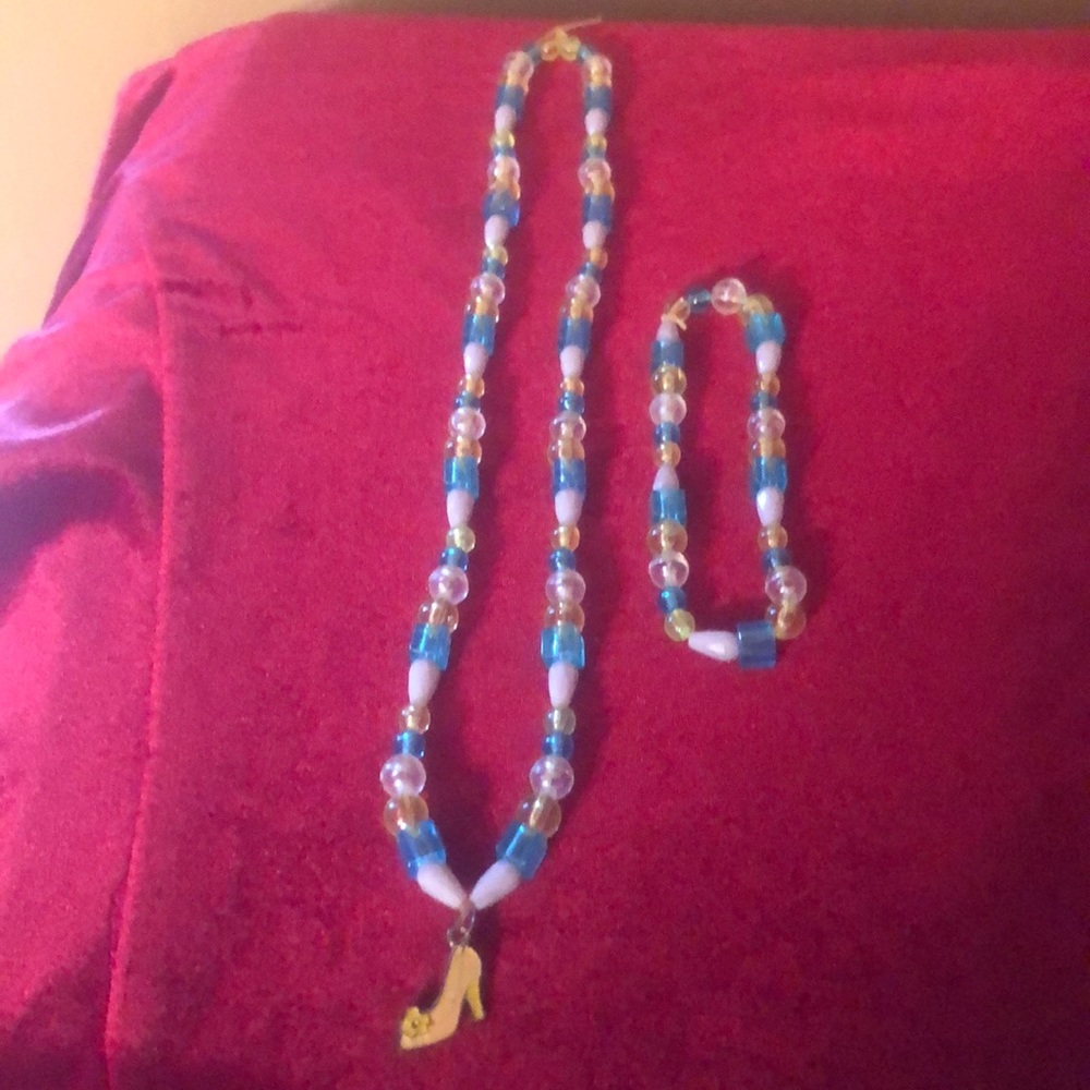 Homemade necklace and bracelet set